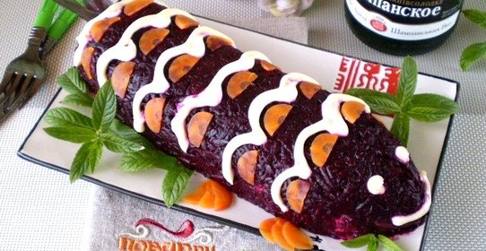 Селедка под шубой в виде рулета