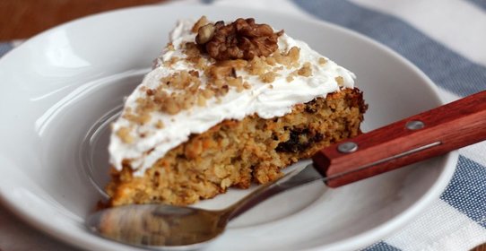 Полезный морковный пирог с бананами и специями