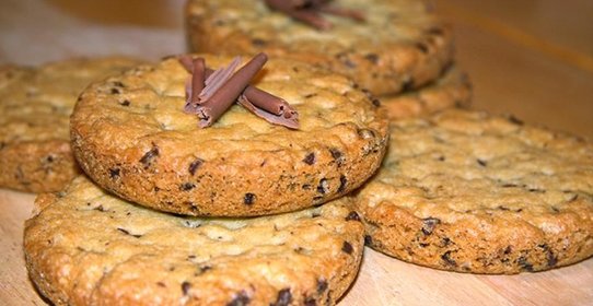 Печенье с шоколадными каплями и кокосовой стружкой