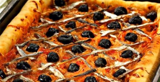 Писсаладьер, прованский луковый пирог