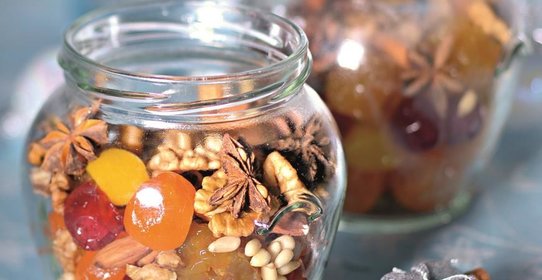 Орехи и сухофрукты