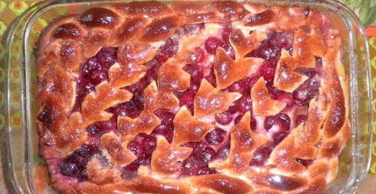 Постный пирог с вишней