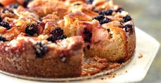 Яблочно-ежевичный пирог