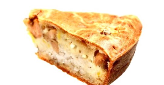 Пирог с тунцом, петрушкой и яйцами