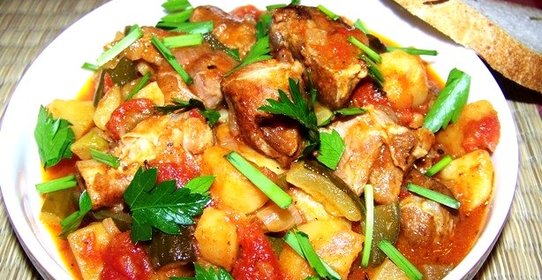 Азу из свинины в мультиварке