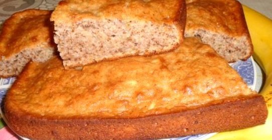 Банановый пирог с грецким орехом