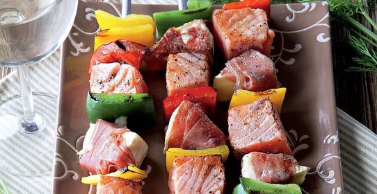 Шашлычки из семги с камамбером