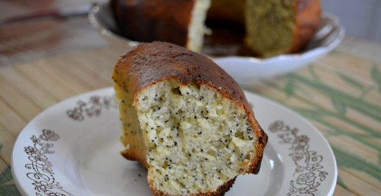 Пирог на кефире с маком