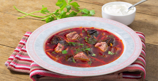 Борщ с черносливом