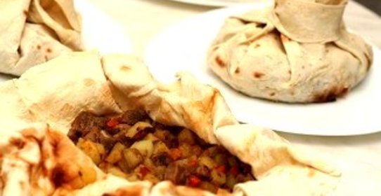 Мясо в лаваше