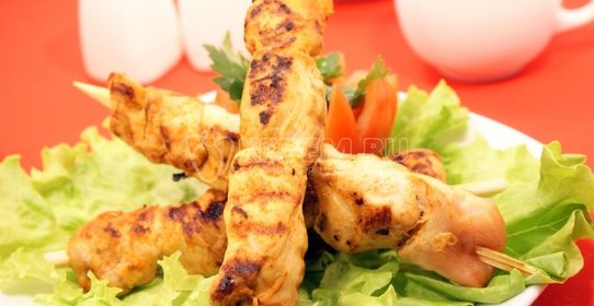 Шашлык из курицы на сковороде гриль