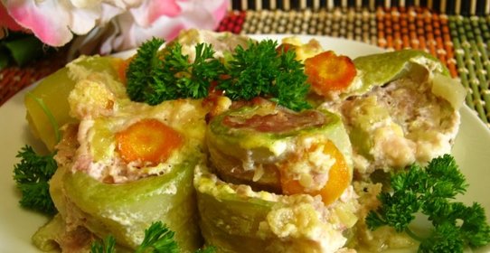 Кабачковые рулетики с фаршем в яичной заливке