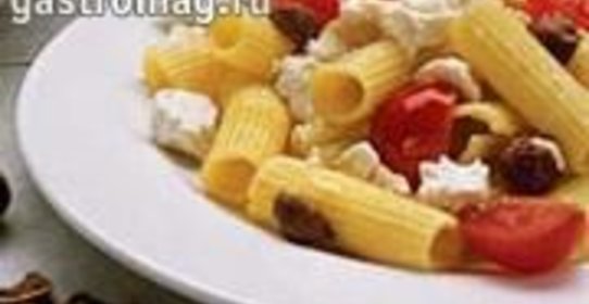 Салат из пенне с брынзой