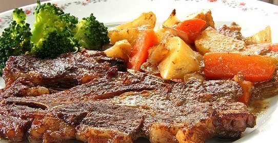 Маринованная баранина в травах