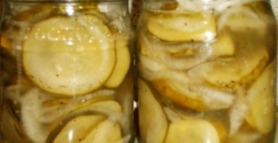 Салат из огурцов с луком на зиму