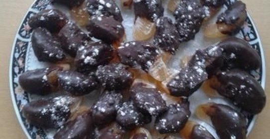 Мандариновые дольки в шоколаде