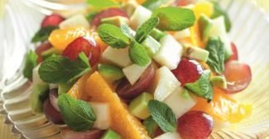 Фруктовый салат с розмариновым медом