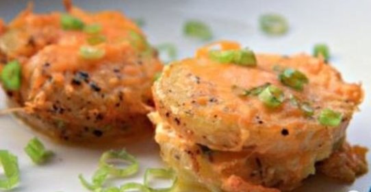 Картофель с сыром и зеленым луком