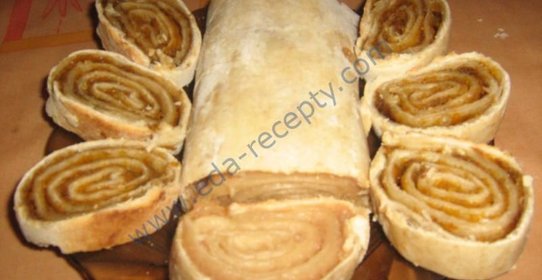 молдавская вертута с яблоками в духовке