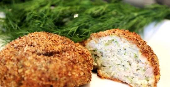 Запеченые котлеты с цветной капустой и брокколи