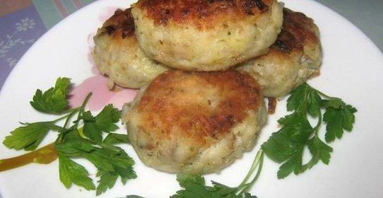 Котлеты из вареной рыбы с картофелем