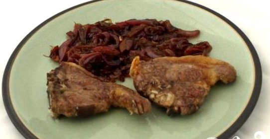 Баранина с луком