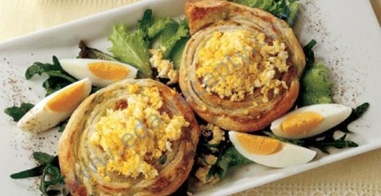 Фасолевые рулеты с яичной начинкой