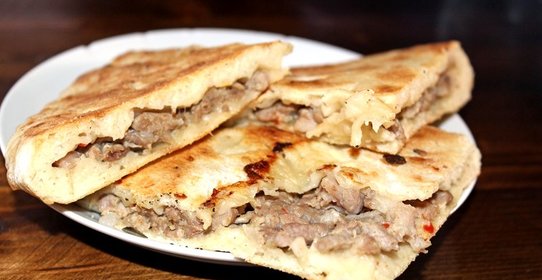 Хачапури с мясом