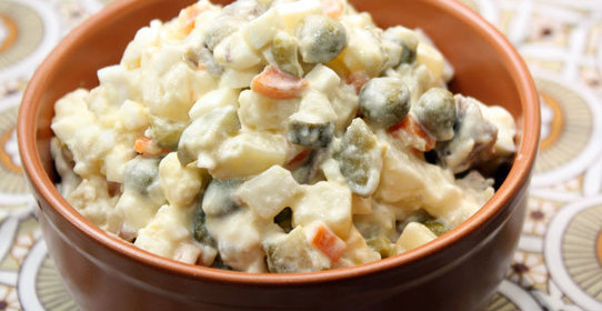 Салат Оливье (советский вариант)