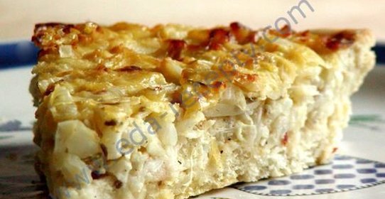 Лук, запеченный на тесте (Луковый пирог)