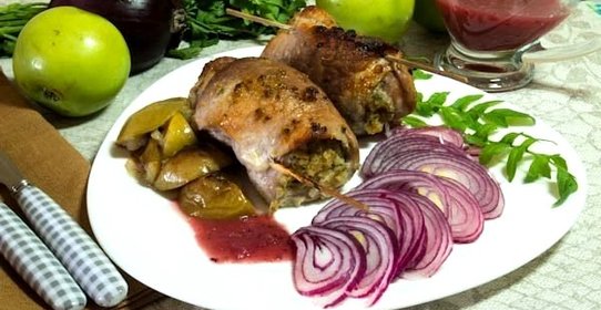 Свинина с яблоками