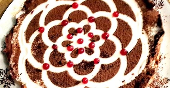 Сметано-брусничный пирог