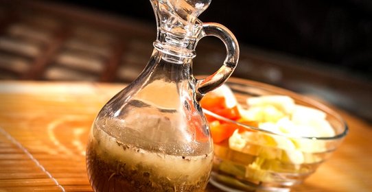 Заправка для салата с уксусом