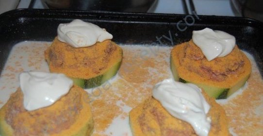 Кабачки парные, фаршированные вареной телятиной