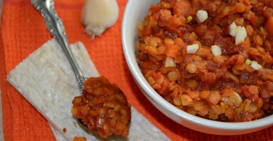 Дал с чечевицей и овощами