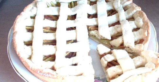 Пирог из ревеня