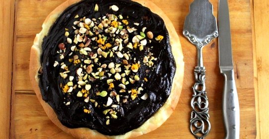 Пицца с шоколадом