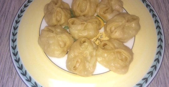 Манты с тыквой и картошкой