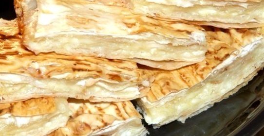 Сырный пирог из армянского лаваша