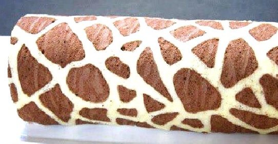 Бисквитный рулет со сгущенкой