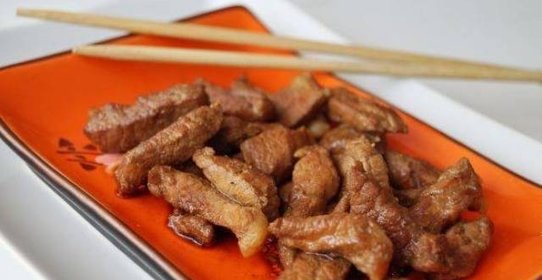 Свинина с соевым соусом