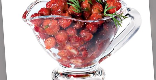 Салат из огурца со шпинатом