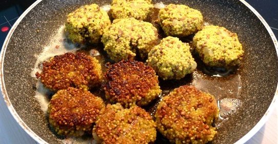 Котлеты пшенные с морковью