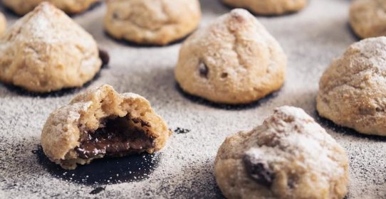 Творожное печенье с шоколадной начинкой