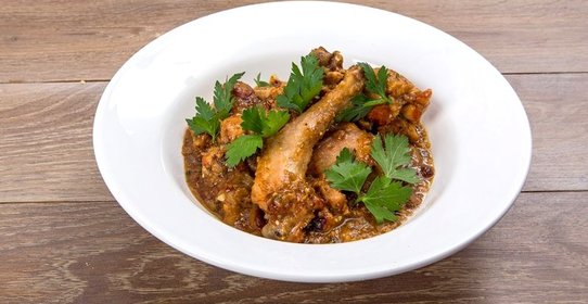 Кролик в миндальном соусе