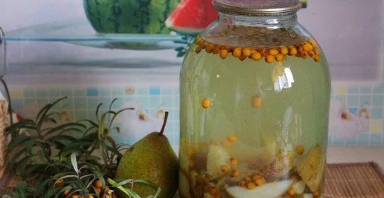 Компот из груш и облепихи на зиму