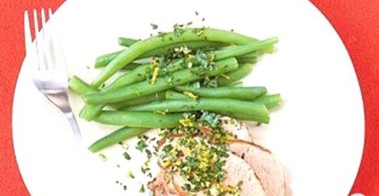 Свинина с апельсином и петрушкой