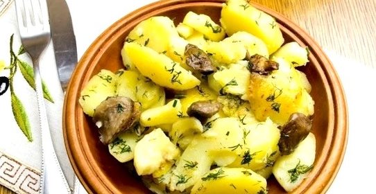 Маслята с картошкой в мультиварке