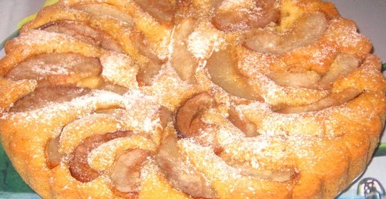 Пирог с карамельными грушами