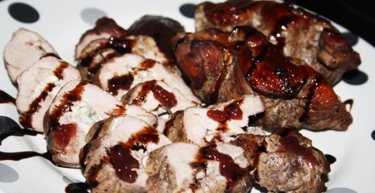 Конверты из утиных грудок с голубым сыром и малиновым конфитюром